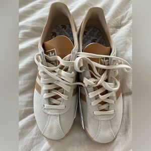 Adidas gazelle munchen size 8 US male GY7399